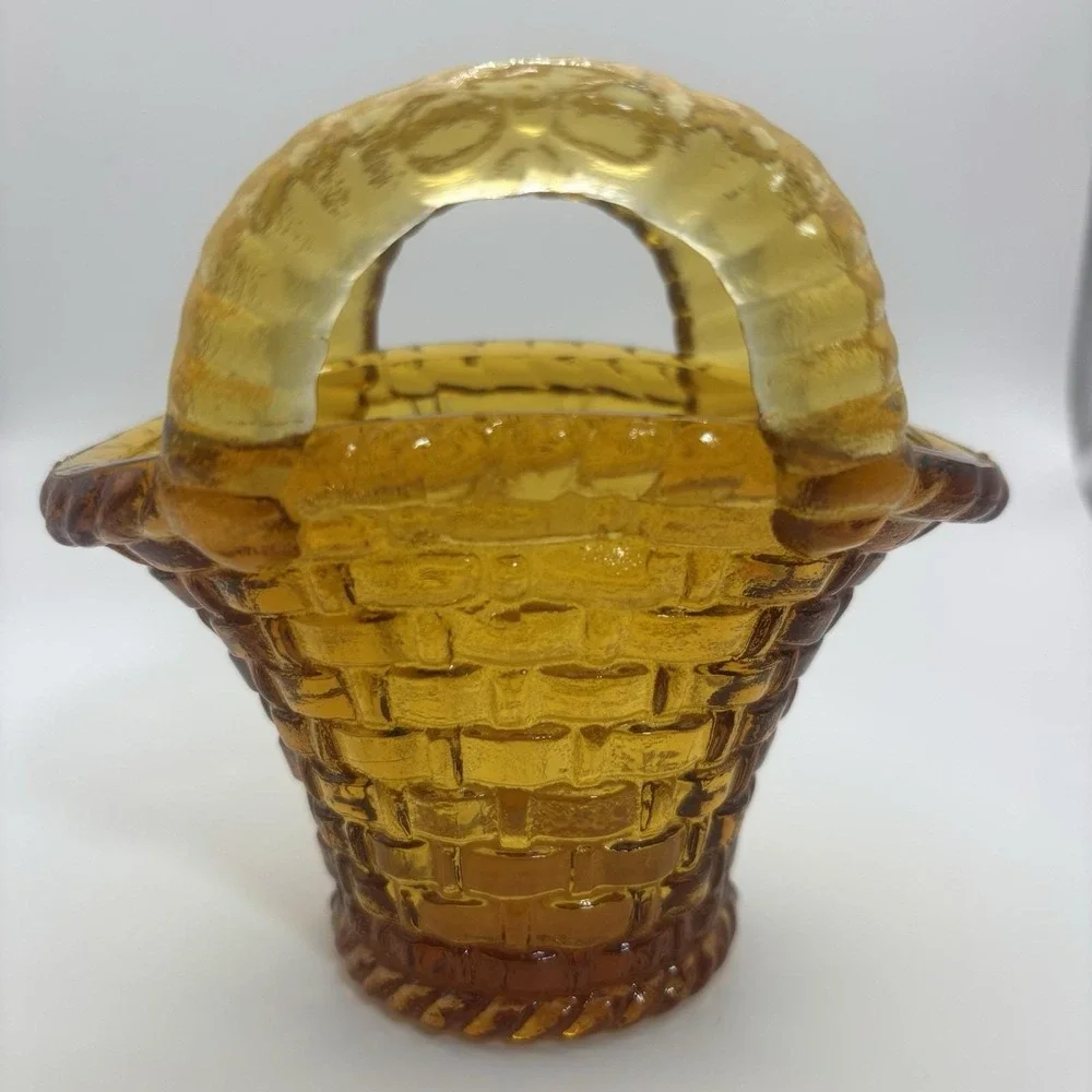 Jeannette Glass Basket Double Handle Wicker Design Amber 3-3/4 Inch Tall Vintage